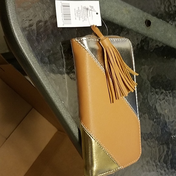 Gold wallet - Picture 1 of 3
